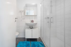 Merve Comfort Apart 3 Gaestezimmer Hannover Badezimmer 1